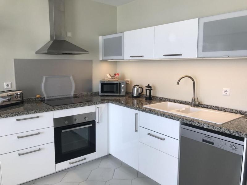 Frontline Beach Apartment Miraflores Sitio de Calahonda Exterior photo